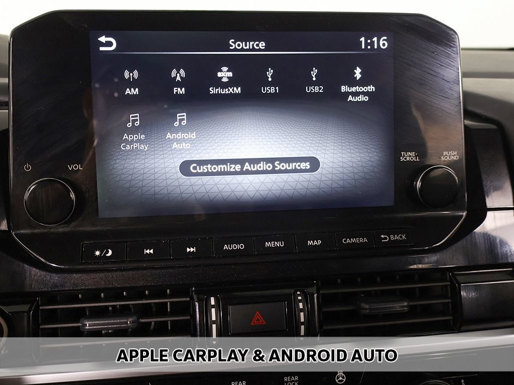 Used 2024 Nissan Pathfinder SL AWD/4WD image 9