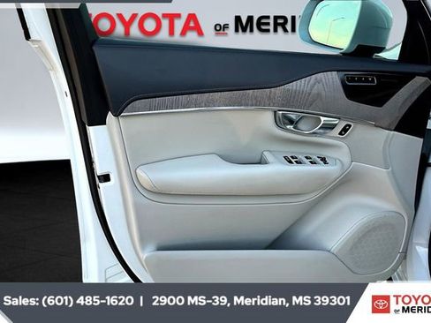 Used 2022 Volvo XC90 T6 Inscription w/ Advanced Package image 16