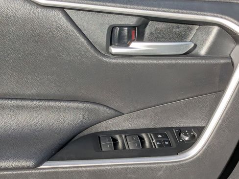 Used 2024 Toyota RAV4 XLE image 12