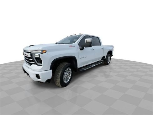 Used 2024 Chevrolet Silverado 2500 LTZ w/ LTZ Plus Package image 4