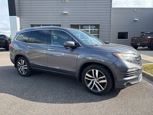 Used 2016 Honda Pilot Touring image 2