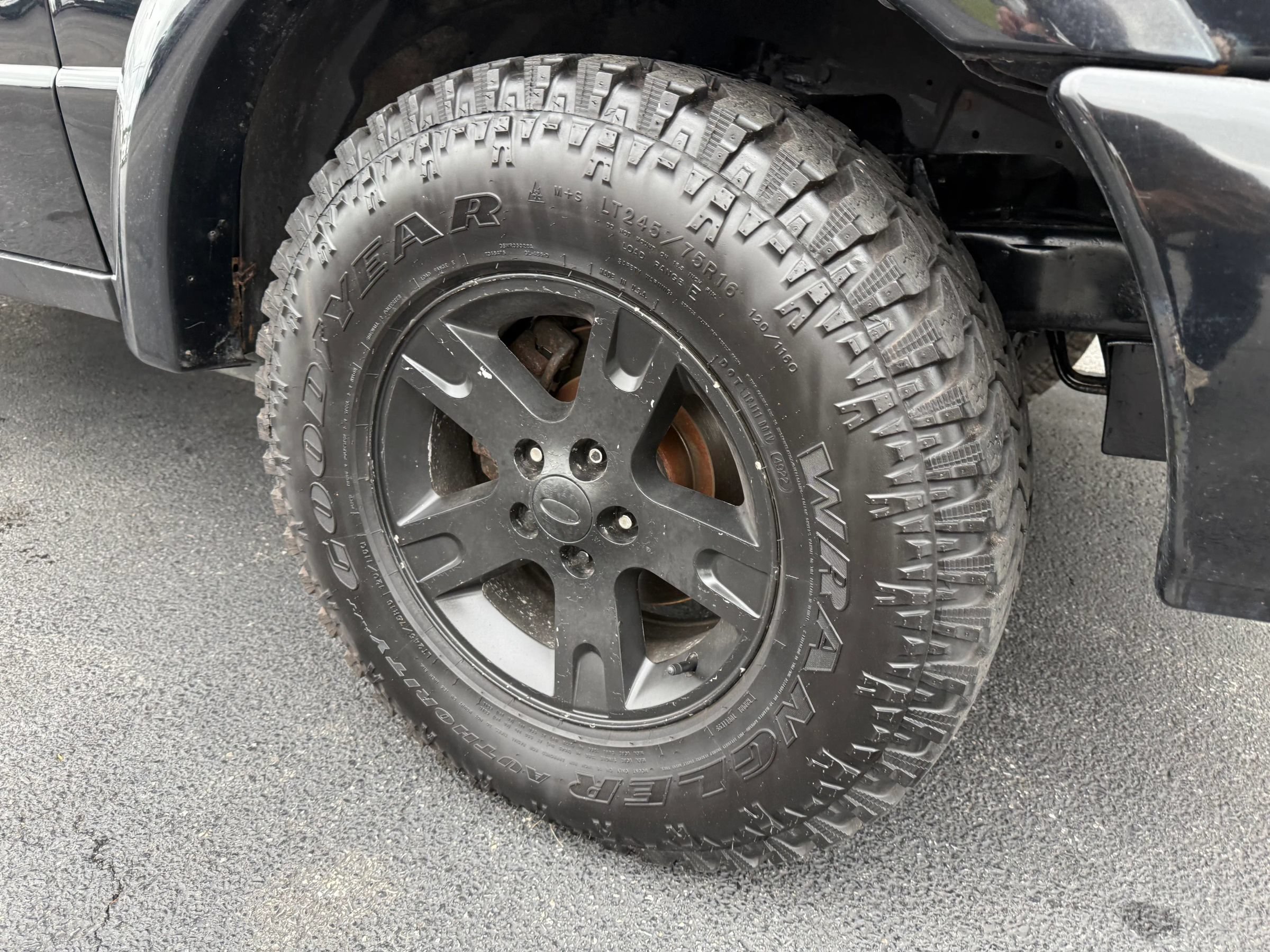 Used 2004 Ford Ranger XL AWD/4WD image 10
