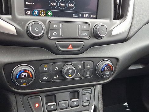 Certified 2021 GMC Terrain SLT image 16