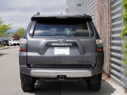 Used 2020 Toyota 4Runner TRD Off-Road Premium w/ Moonroof Package AWD/4WD image 6