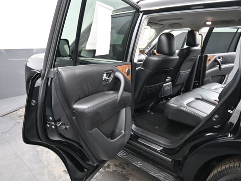 Used 2022 Nissan Armada SL image 13