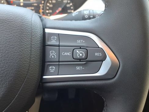 New 2026 Jeep Compass Limited AWD/4WD image 19