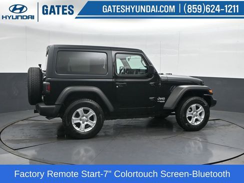 Used 2020 Jeep Wrangler Sport image 3
