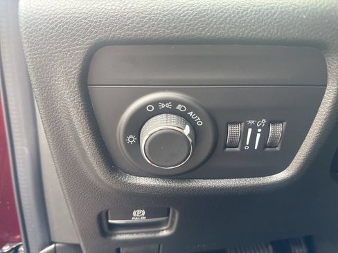 New 2026 Jeep Grand Cherokee Altitude AWD/4WD image 12
