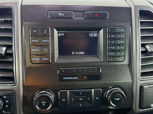 Used 2017 Ford F150 XLT image 17