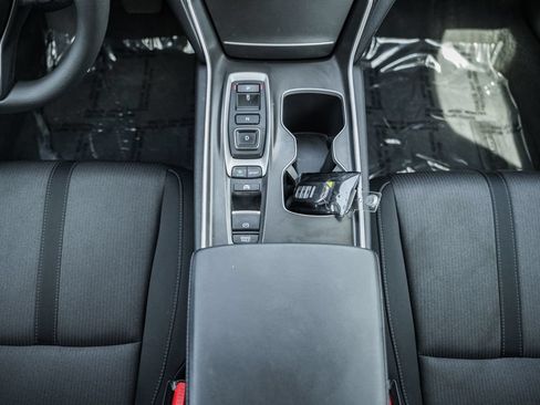 Used 2021 Honda Accord EX image 25