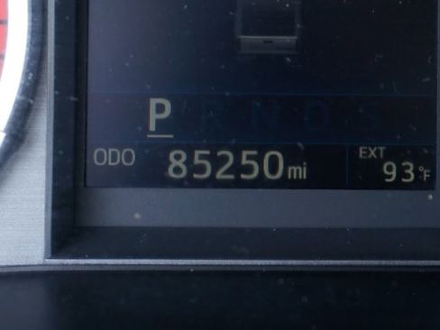 Used 2017 Toyota Tundra SR5 w/ SR5 Upgrade Package image 20