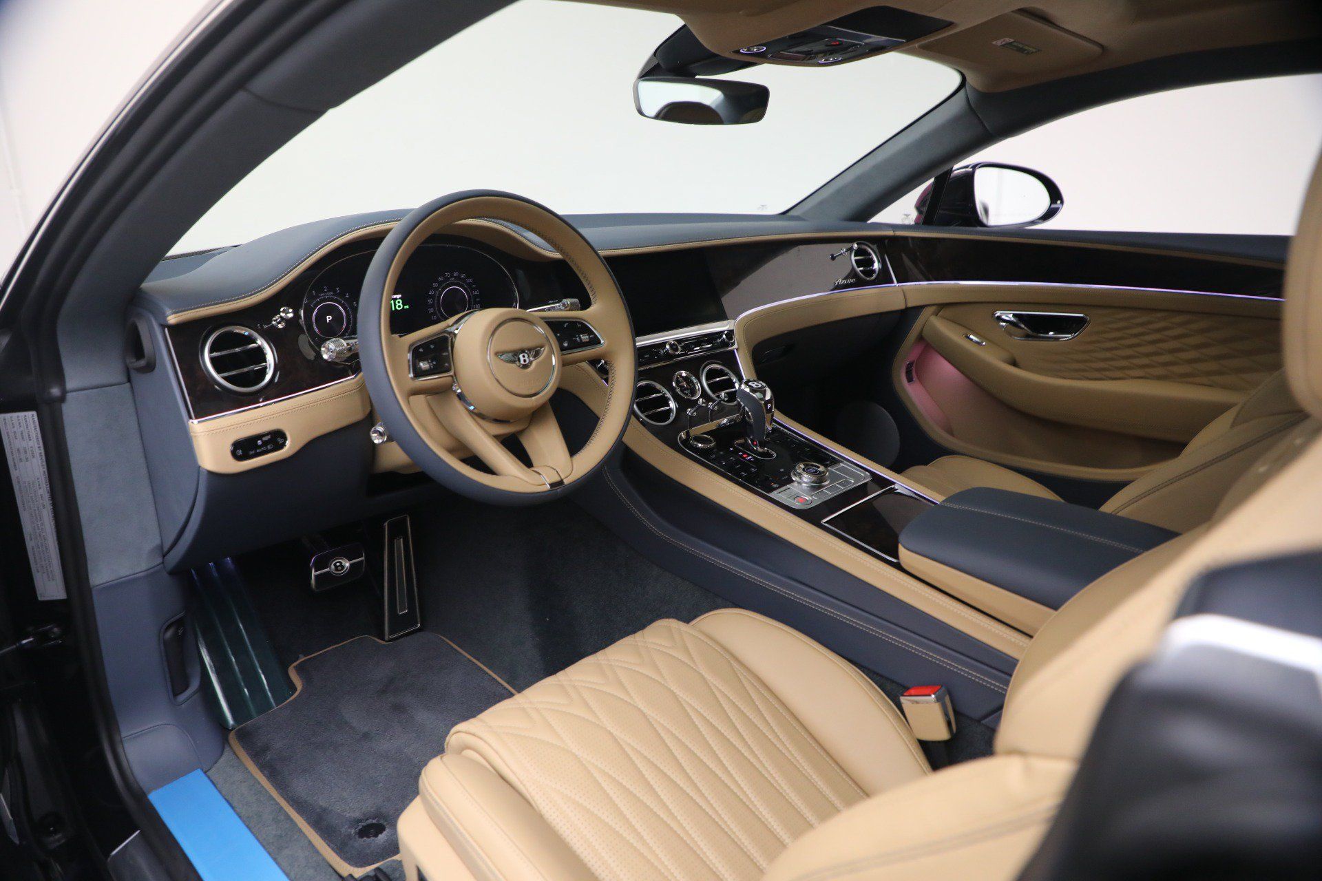 Used 2026 Bentley Continental GT Azure AWD/4WD image 17