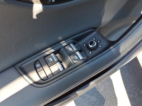 Used 2025 Audi Q7 3.0T Premium Plus image 27