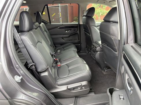 Used 2023 Honda Pilot EX-L image 14