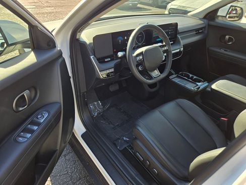 Used 2025 Hyundai Ioniq 5 SEL RWD image 18