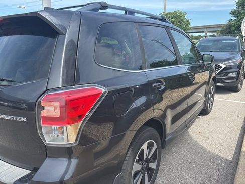 Used 2018 Subaru Forester 2.5i Limited AWD/4WD image 3