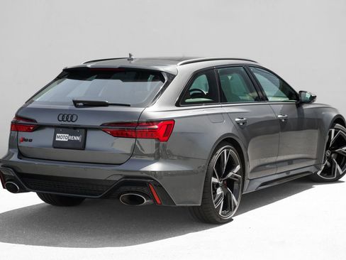 Used 2022 Audi RS 6 w/ Executive Package AWD/4WD image 3