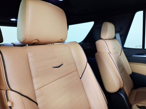 Certified 2025 Cadillac Escalade Premium Luxury w/ Touring Package image 13