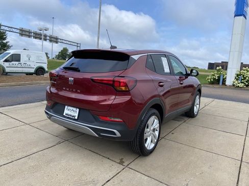 Used 2024 Buick Encore GX Preferred FWD image 11