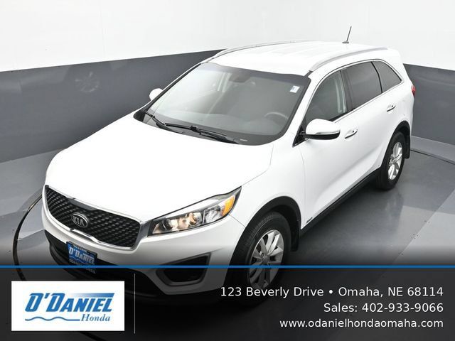 Used 2017 Kia Sorento AWD image 21