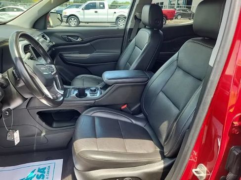 Used 2021 GMC Acadia SLT FWD image 8