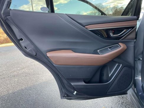 Used 2022 Subaru Outback Touring XT image 2