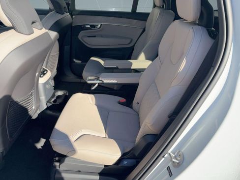 New 2026 Volvo XC90 T8 Plus w/ Protection Package AWD/4WD image 14