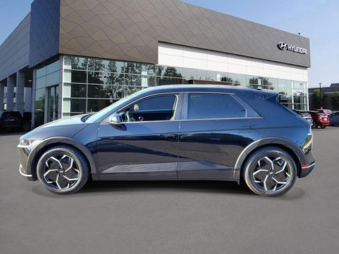 Certified 2024 Hyundai Ioniq 5 SEL RWD image 33