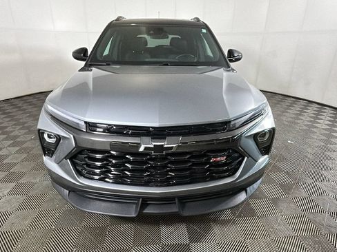 Used 2025 Chevrolet TrailBlazer RS w/ Convenience Package FWD image 9