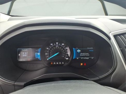 Used 2022 Ford Edge SEL w/ Convenience Package image 15