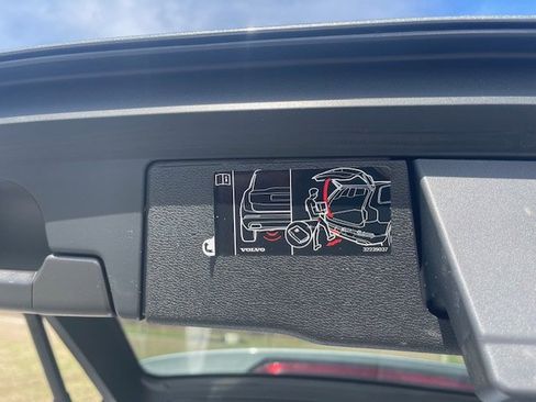 Used 2020 Volvo XC60 T5 Inscription w/ Protection Package image 10