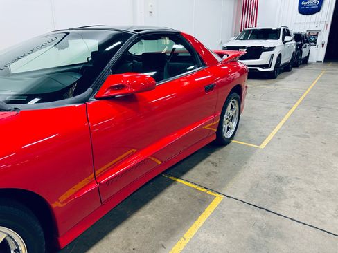 Used 1997 Pontiac Firebird Trans Am image 21