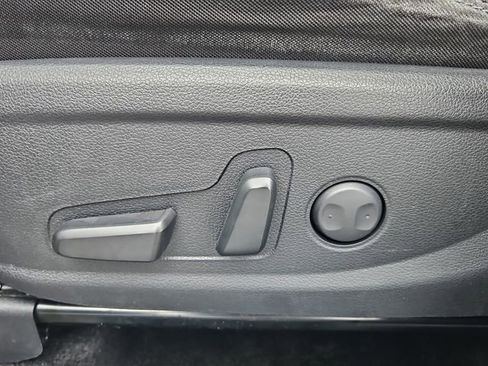 Used 2022 Hyundai Santa Fe Blue image 12