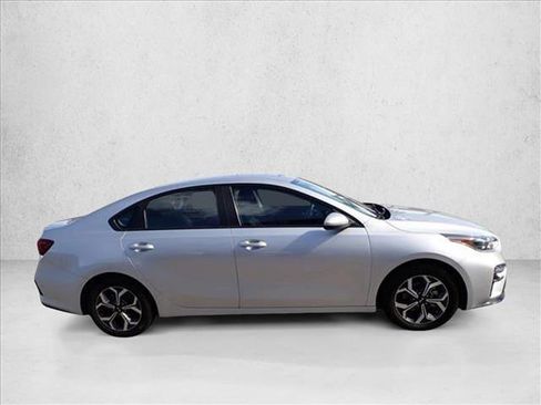 Used 2019 Kia Forte LXS image 5