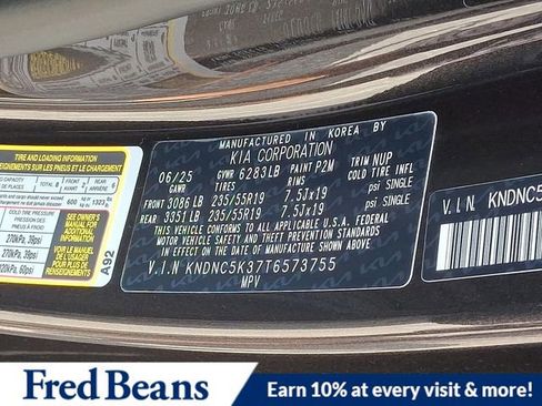 New 2026 Kia Carnival EX image 16