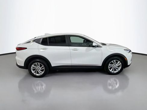 Used 2025 Buick Envista Preferred w/ Convenience I Package FWD image 10