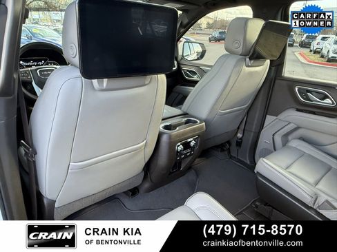 Used 2021 GMC Yukon XL SLT w/ SLT Premium Package image 28