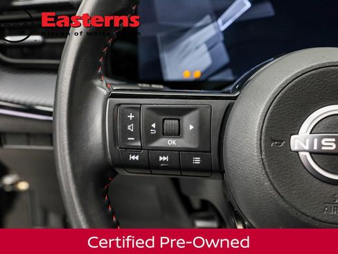 Certified 2025 Nissan Kicks SR image 22