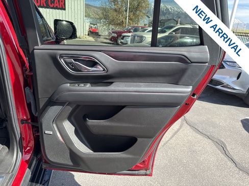 Used 2022 Chevrolet Tahoe RST w/ Luxury Package image 13