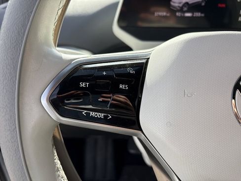 Used 2021 Volkswagen ID.4 1st Edition image 14