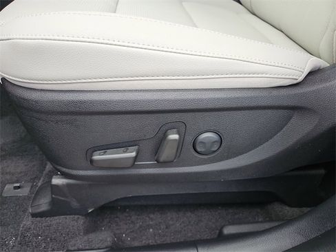 New 2025 Kia Telluride EX image 17