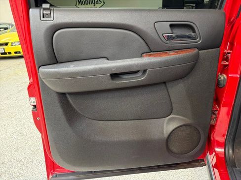 Used 2010 Chevrolet Silverado 2500 LTZ w/ Convenience Package image 39