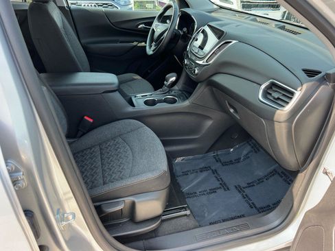 Used 2022 Chevrolet Equinox LT FWD image 13