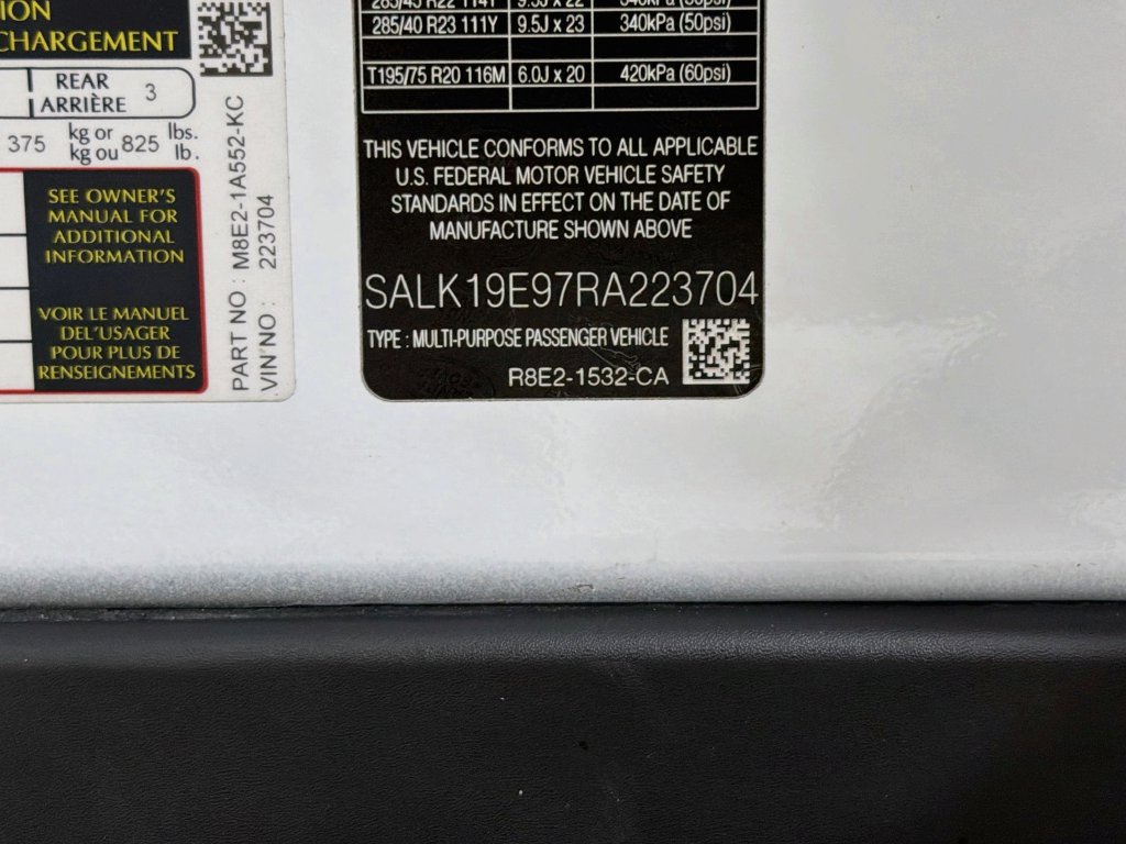 Certified 2024 Land Rover Range Rover Autobiography AWD/4WD image 36