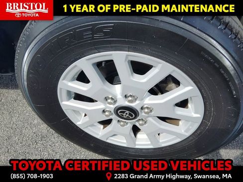 Certified 2024 Toyota Tacoma SR5 AWD/4WD image 11