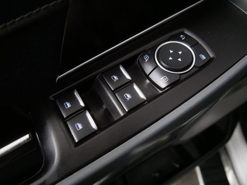 Used 2023 Ford F150 Lariat w/ Equipment Group 502A High image 12