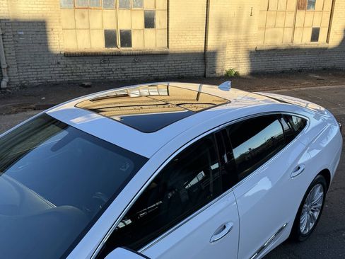 Used 2019 Buick LaCrosse Essence w/ Sun and Shade Package FWD image 27