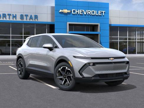 New 2026 Chevrolet Equinox EV LT image 7