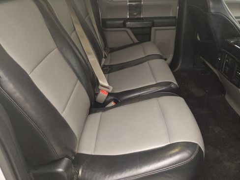 Used 2016 Ford F150 XLT w/ Equipment Group 302A Luxury image 19