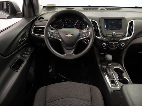 Certified 2024 Chevrolet Equinox LT FWD image 13